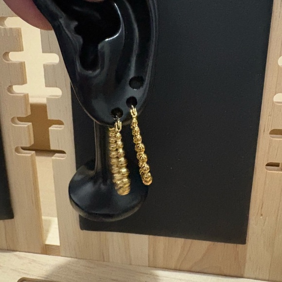 Elegant Gold Beaded Hoop Earrings - Picture 3 of 5